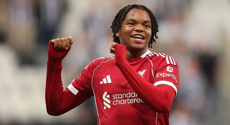 Liverpool Wonderkid Rio Ngumoha Signs First Professional Deal